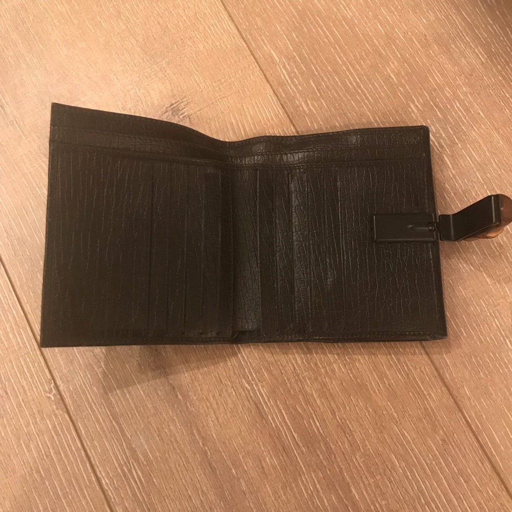Gucci Bamboo Bi-Fold Wallet - Picture 3 of 5